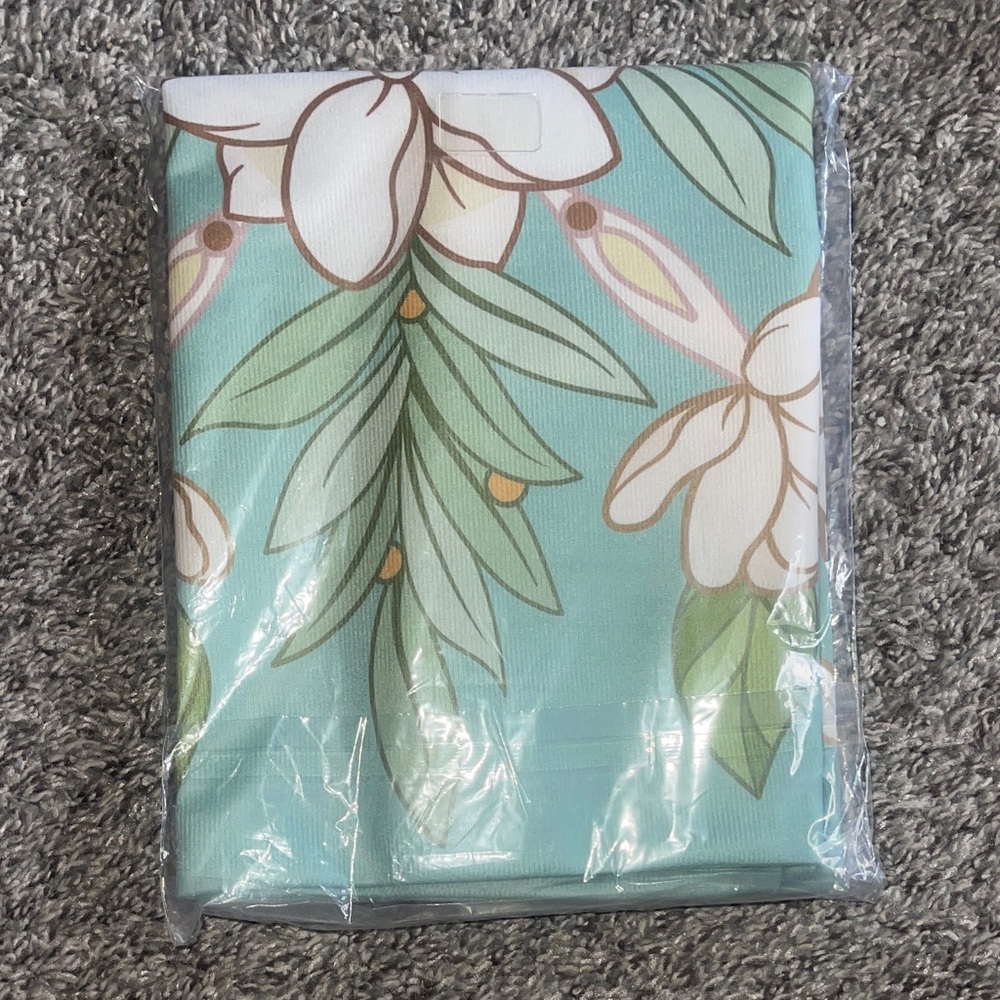 Maile Pikake Pillowcase